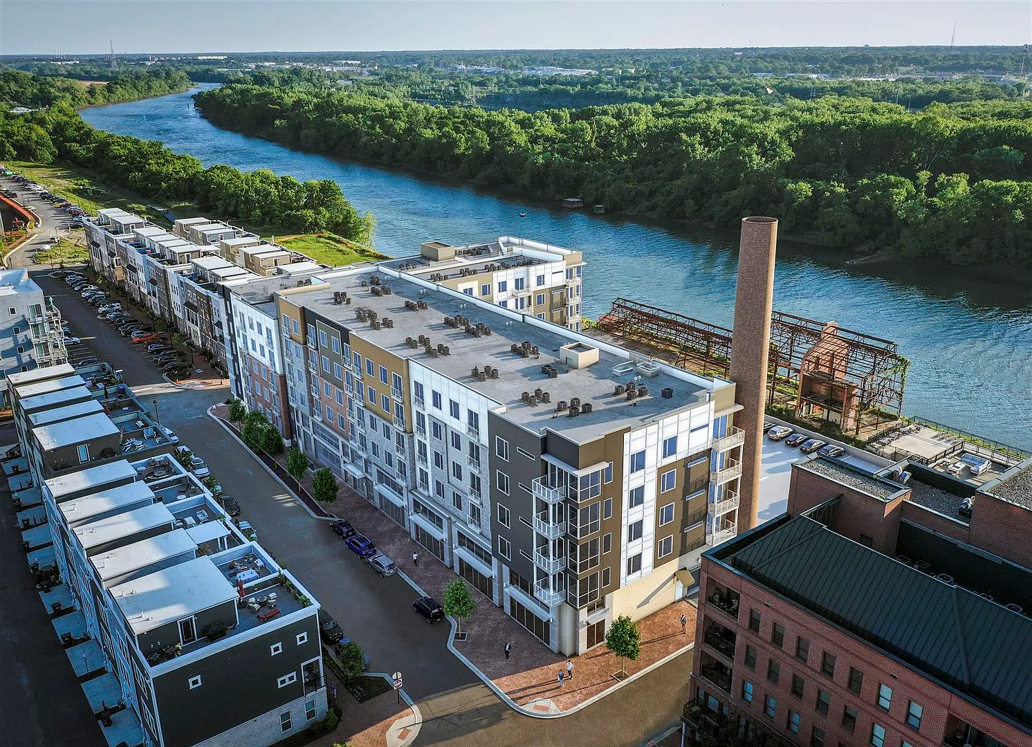 East 51 At Rocketts Landing — Photo 2