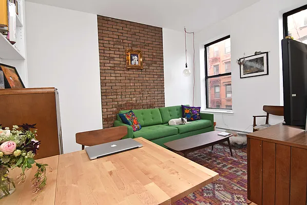 Rented by J Misrahi Realty Corp | media 3