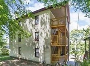3 Blodgett Pl, Worcester, MA 01605