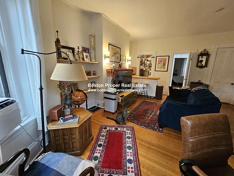 429 Marlborough St #4 — Photo 3