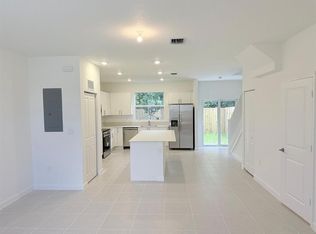 154 SE 10th Ct, Florida City, FL 33034