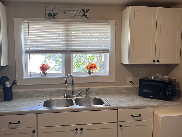 103 S Skipper St #1 — Photo 3