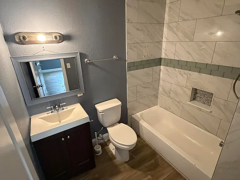 5415 Lori Dr S — Photo 9