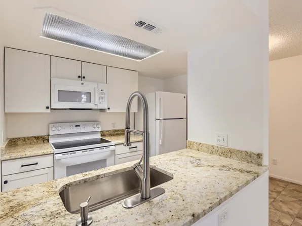 6475 S Dayton St #102A, Englewood, CO 80111