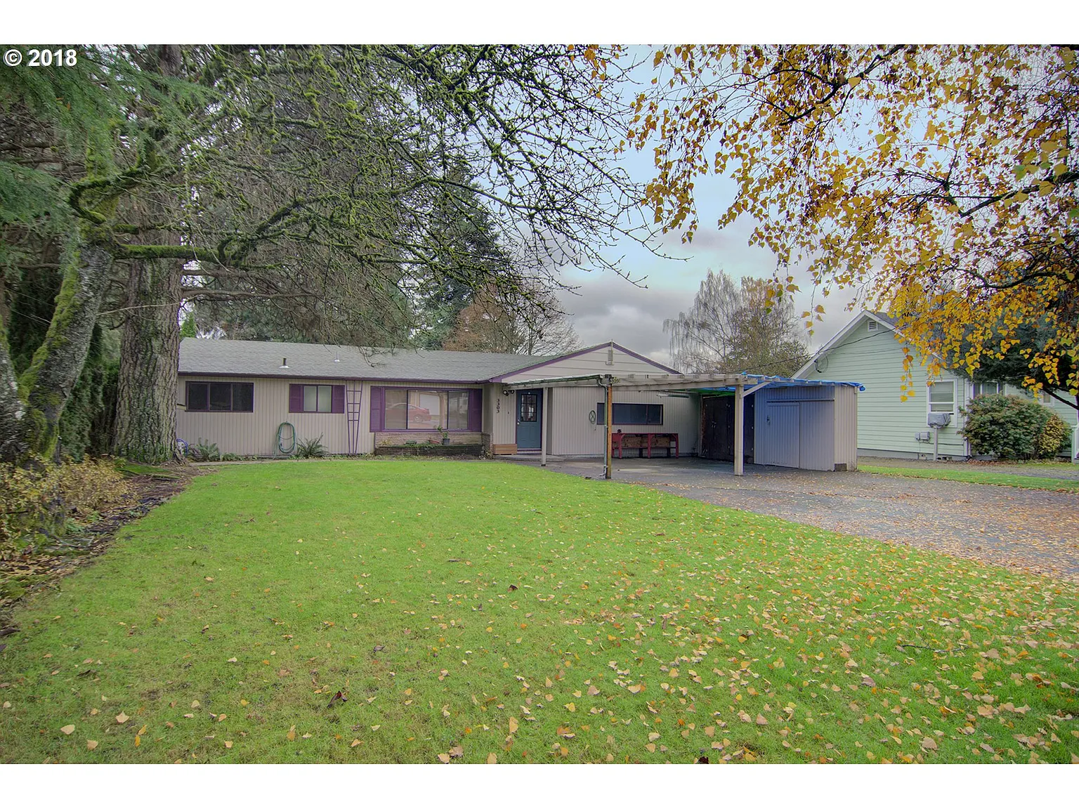 3303 Pine St photo 1