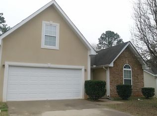 1150 Oak Hollow Ct, Hampton, GA 30228
