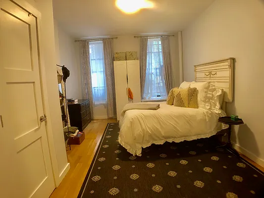 Rented by Corcoran | media 11