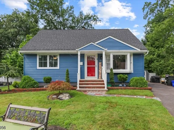 42 Wells Ct, Bloomfield Twp., NJ 07003