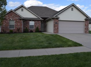 202 Reedsport Rdg, Columbia, MO 65203