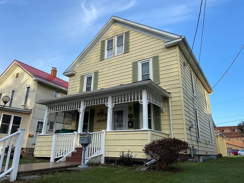 1st image of 411 Greenwood Dr