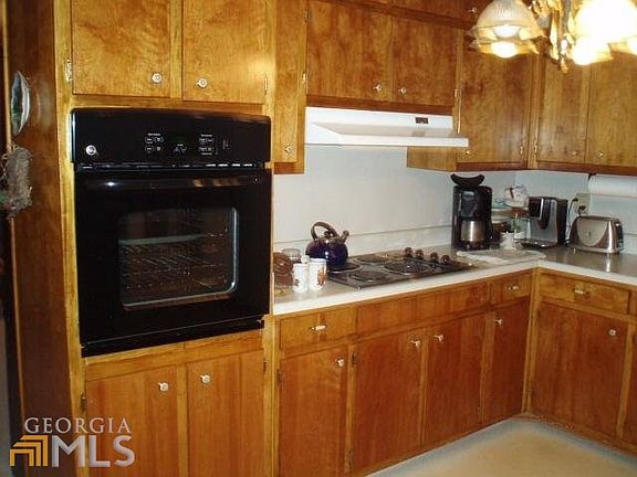 4th image of 4594 Oswood Ct