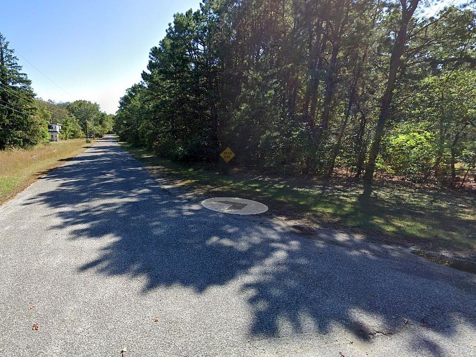 2nd image of 3048 Ivins Ave