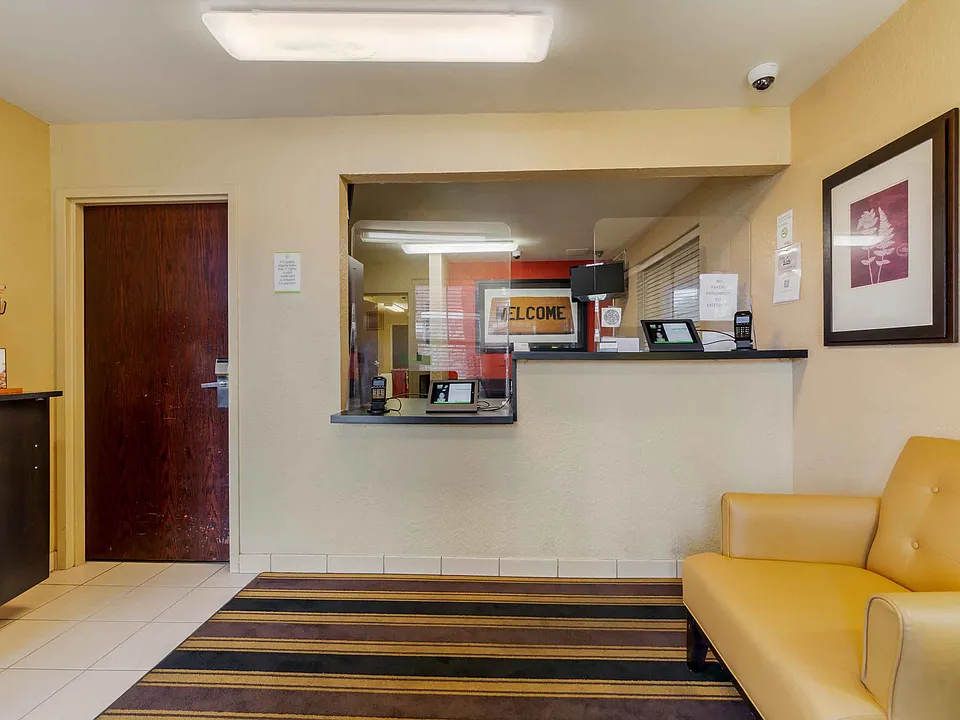 Lobby and Guest Check-in