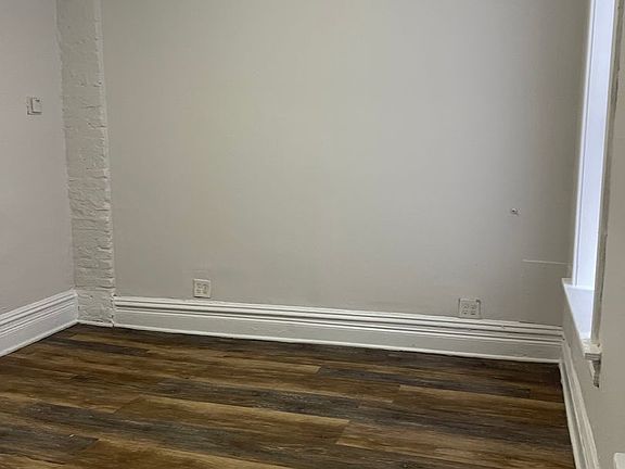 5th image of 2143 S Fairfield Ave #1F