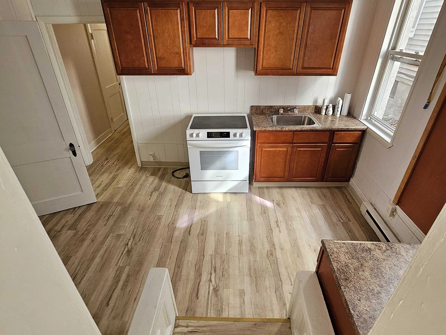1017 Remington Ave — Photo 4