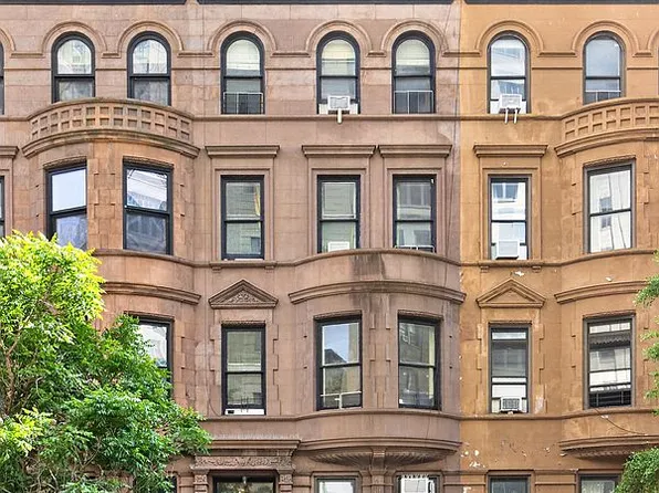 24 W 96th St, New York, NY 10025