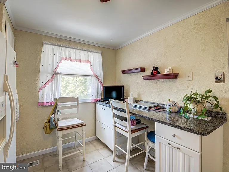 12390 Boncrest Dr — Photo 10
