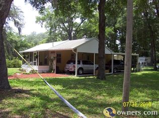 500 Mill St, Welaka, FL 32193
