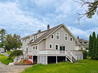 9112 River Rd, Marcy, NY 13403