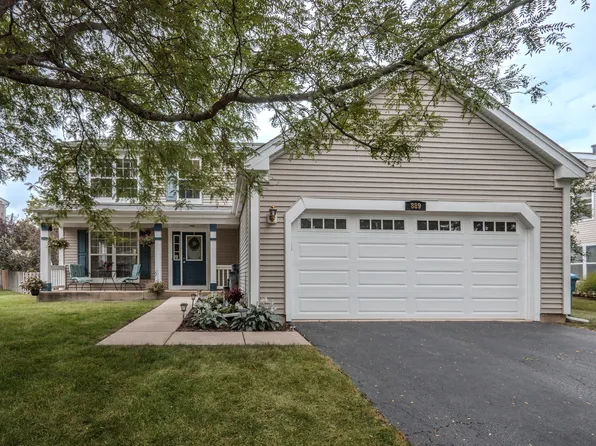 889 Honeysuckle Ln, Aurora, IL 60506