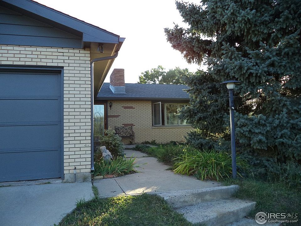 1st image of 842 Applewood Dr