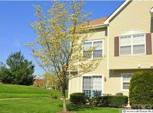 84 Shinnecock Hills Ct, Howell, NJ 07731