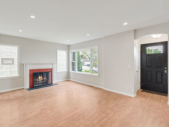 2nd image of 9535 S Fairfield Ave