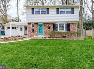 8727 Clydesdale Rd, Springfield, VA 22151