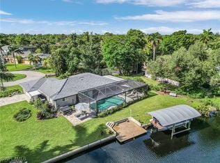 2476 Bridge Rd, North Fort Myers, FL 33917