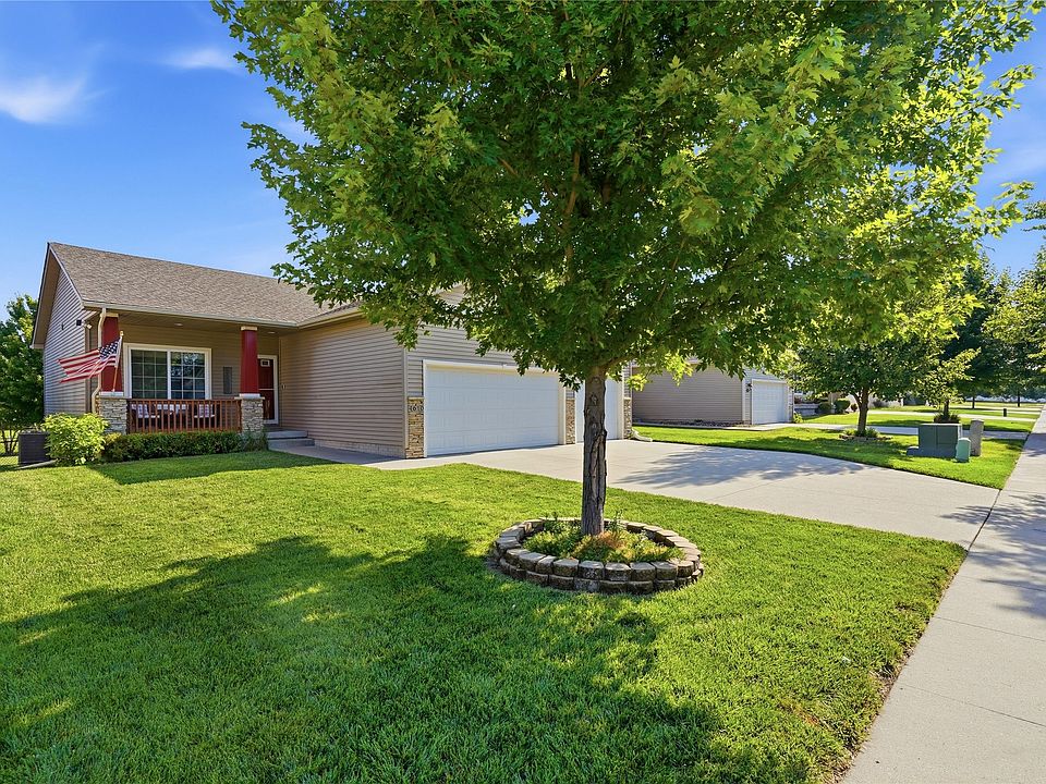 1st image of 4610 E Valdez Dr