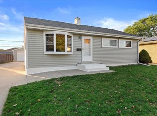 6145 S Cory AVENUE, Cudahy, WI 53110