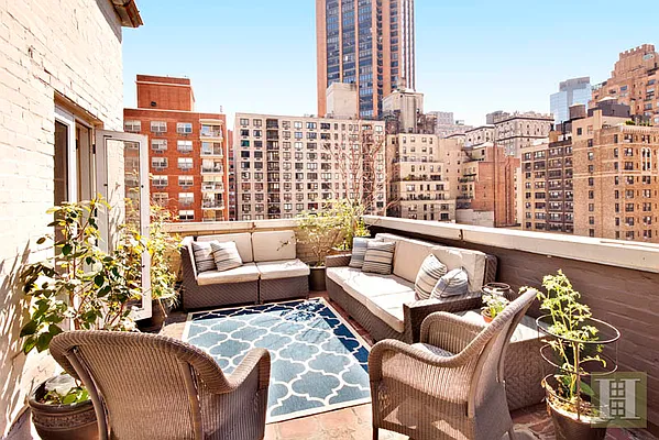 Rented by Halstead Real Estate | media 36