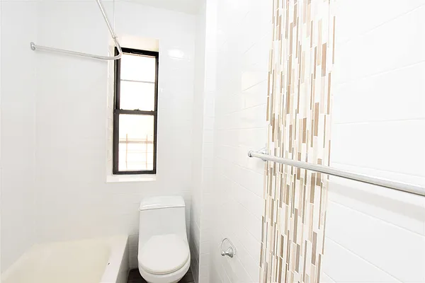 Rented by Clove Realty LLC | media 27