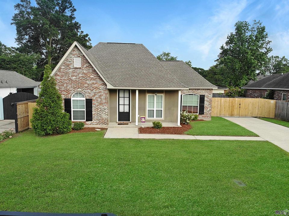 1st image of 2036 Falconcrest Dr