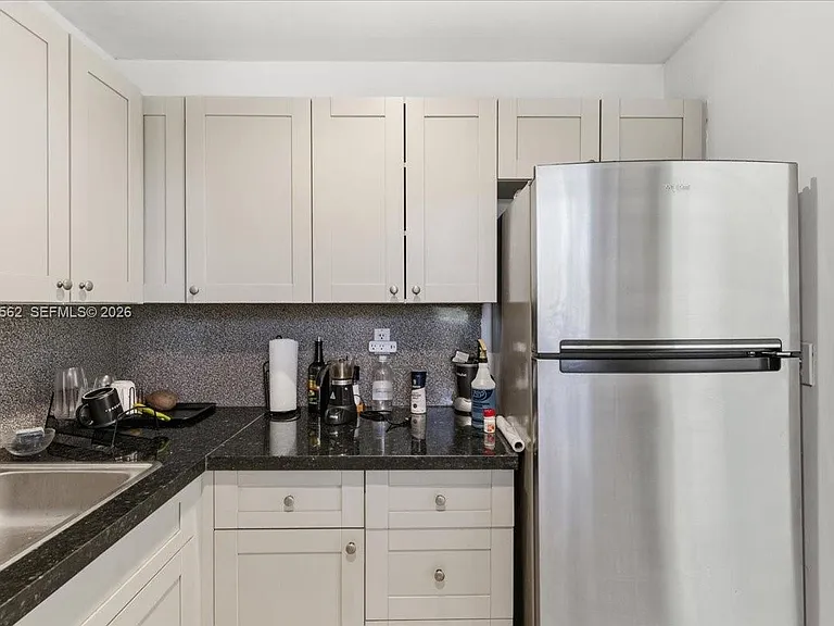 17255 SW 95th Ave #355 — Photo 5