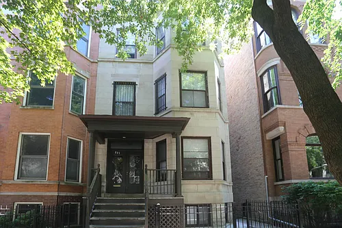 821 W Newport Ave #F4 Photo 1