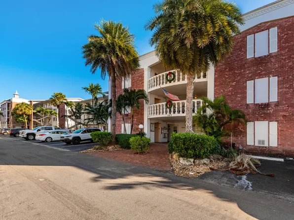 465 Paradise Isle Boulevard #110, Hallandale Beach, FL 33009
