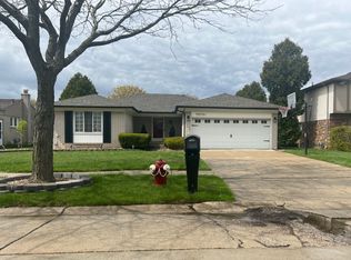 38741 Harrison Dr, Sterling Heights, MI 48310