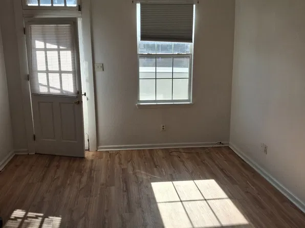 3320 Short St, New Orleans, LA 70125