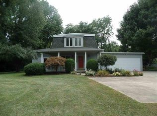 809 W 8th St, Seymour, IN 47274
