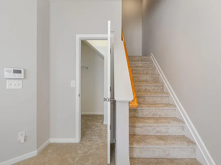 1211 Canyon Rock Ct #103 — Photo 16
