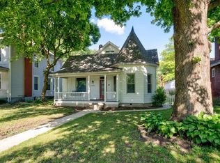 420 S High St, Belleville, IL
