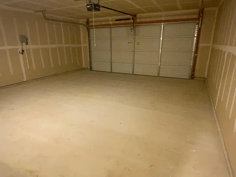 1719 Fossil Trl — Photo 17