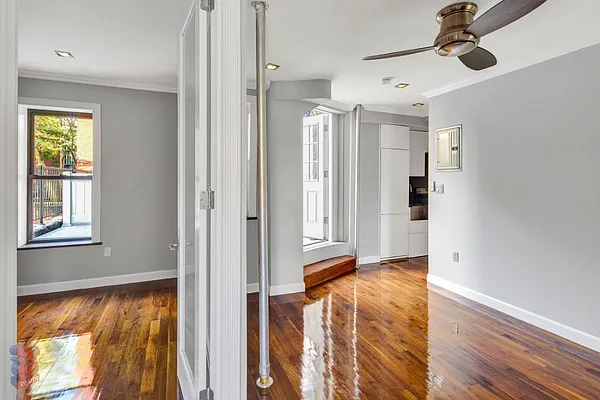 Rented by Centennial Properties NY | media 7