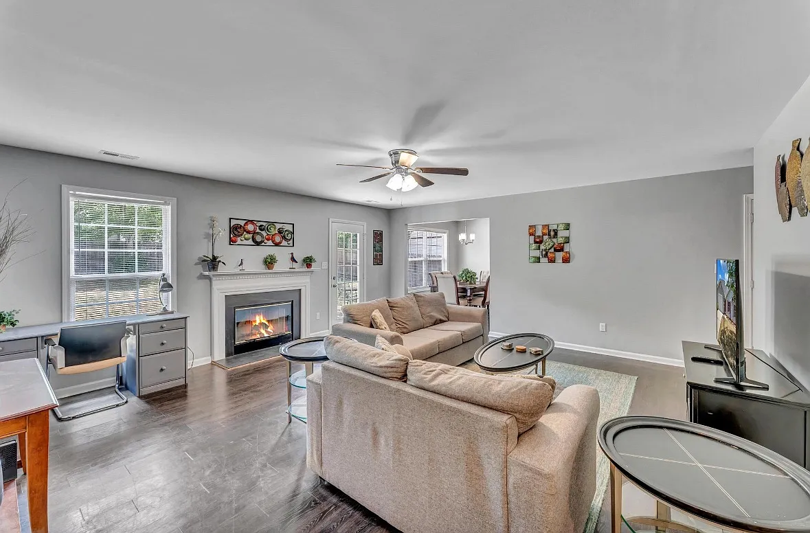 1801 Balfour Downs Cir — Photo 3