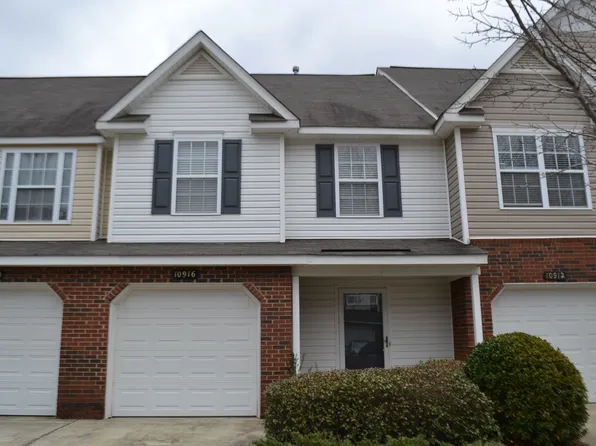 10916 Walking Path Ln, Charlotte, NC 28213
