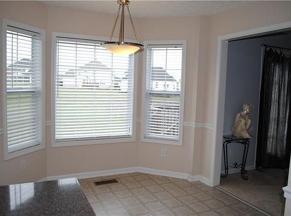 5th image of 1235 Stanfield Ct