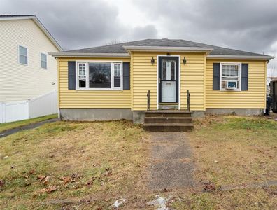 81 Clark St, Cumberland, RI, 02864