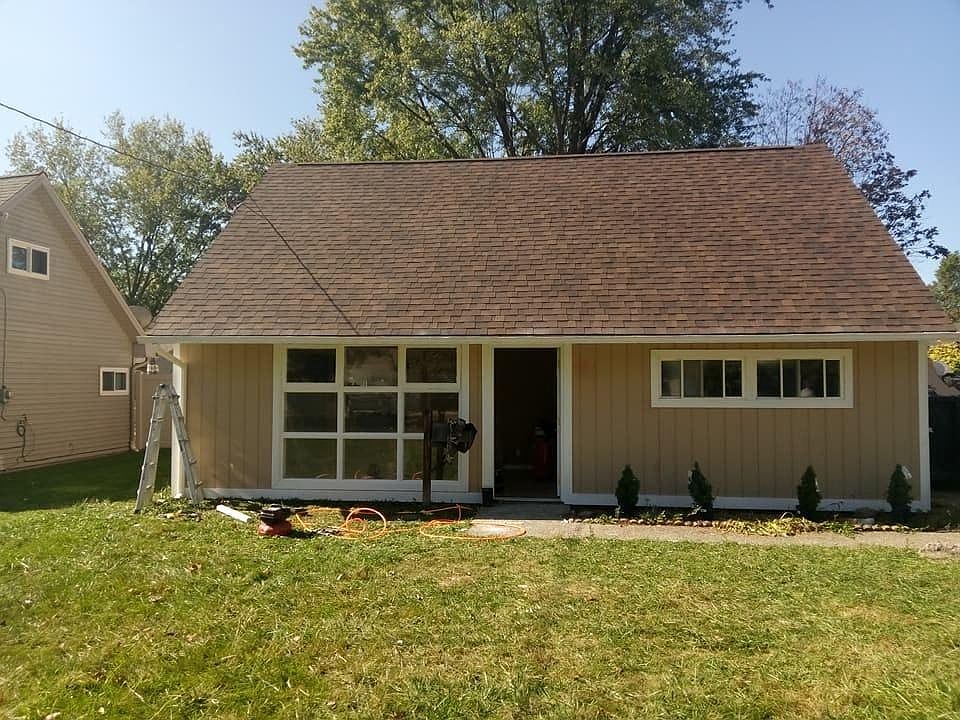 1st image of 270 N Edgehill Ave