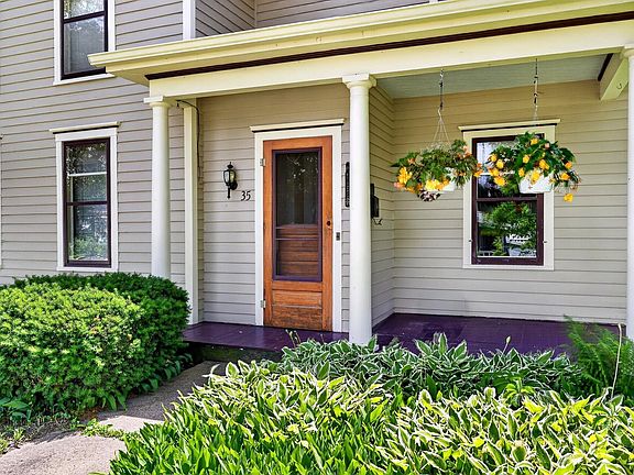 2nd image of 35 W Liberty St